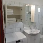 Appartement J.k-2 *
